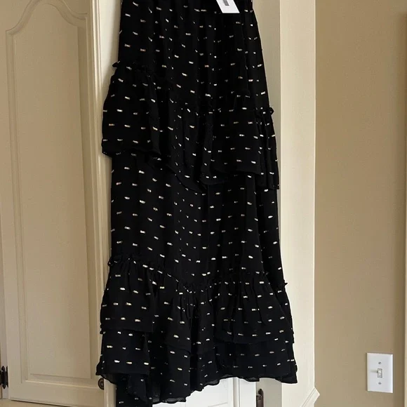 Astr the Label Nix Crop top and Skirt Set - Picture 5 of 8